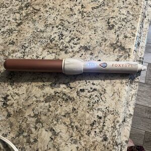 FoxyBae White Marble Rose Gold Curling Wand 32 MM